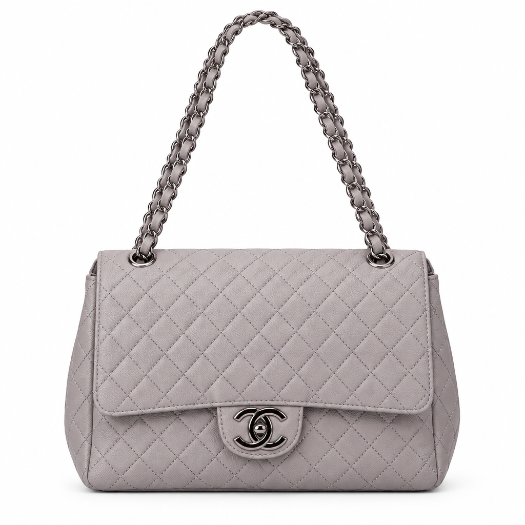 Chanel style quilted CC flap chain bag - lilac grey, studio view