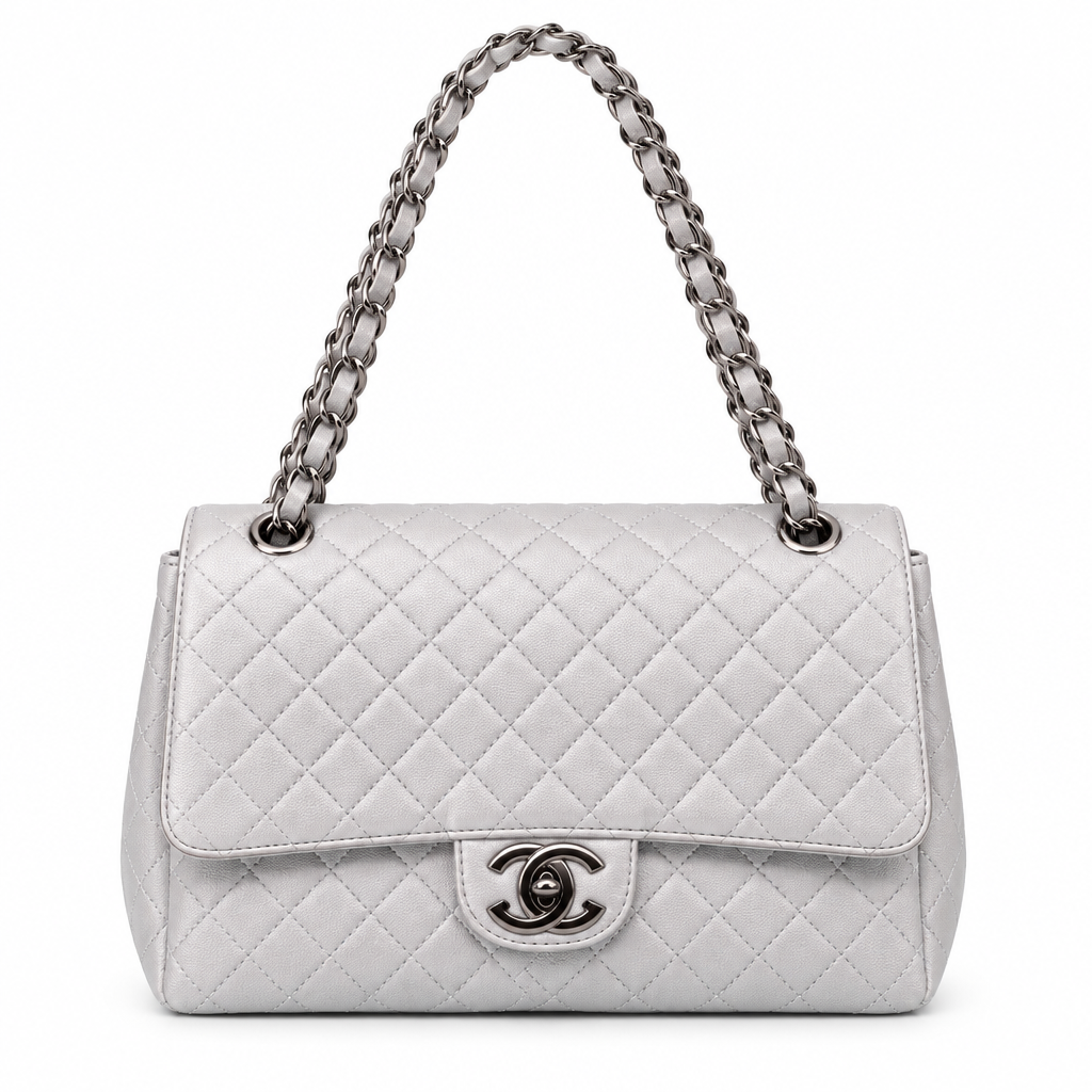 Chanel style quilted CC flap chain bag - light silver grey, studio view