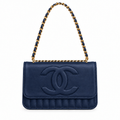 Chanel style quilted CC chain flap shoulder bag - navy, studio view